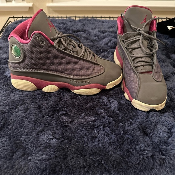 Shoes - Picture 2 of 5